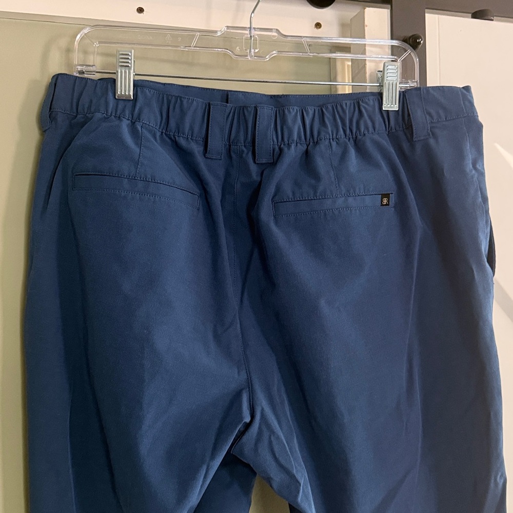 Banana Republic Shorts - Picture 5 of 10